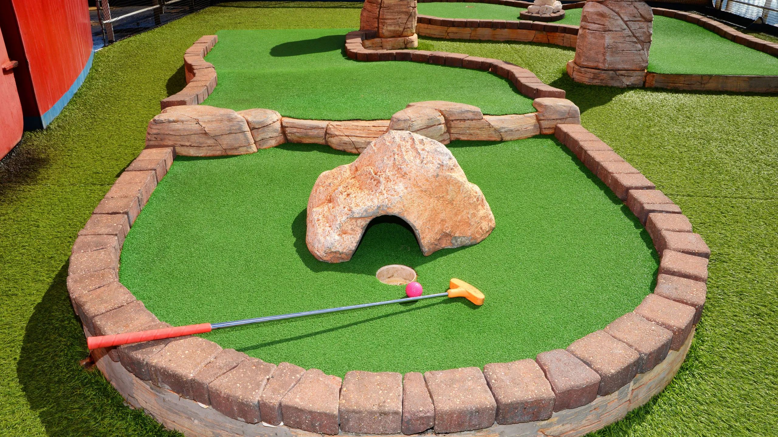 Mini Golf Course Obstacles Jungle Golf 12 Hole Miniature Golf Jungle Mini Golf Course Obstacles Jungle Golf 12 Hole Miniature Golf Jungle