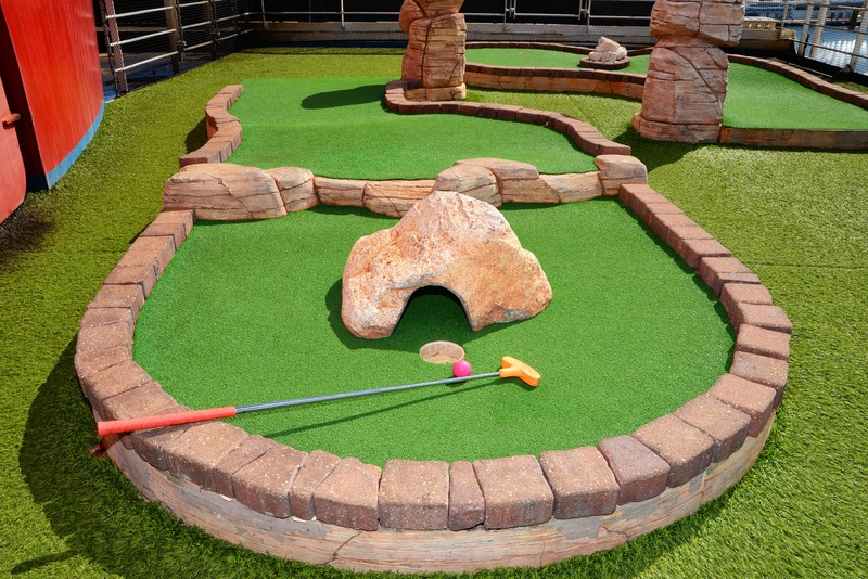 Crazy Golf Course Design: 4 Obstacles That Mini Golfers Love to Hate
