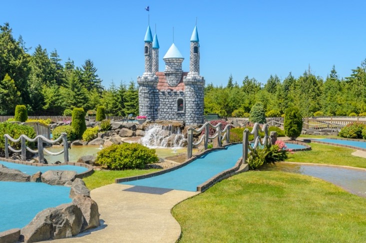 3 Mini Golf Themes to Look Out for In the Year Ahead